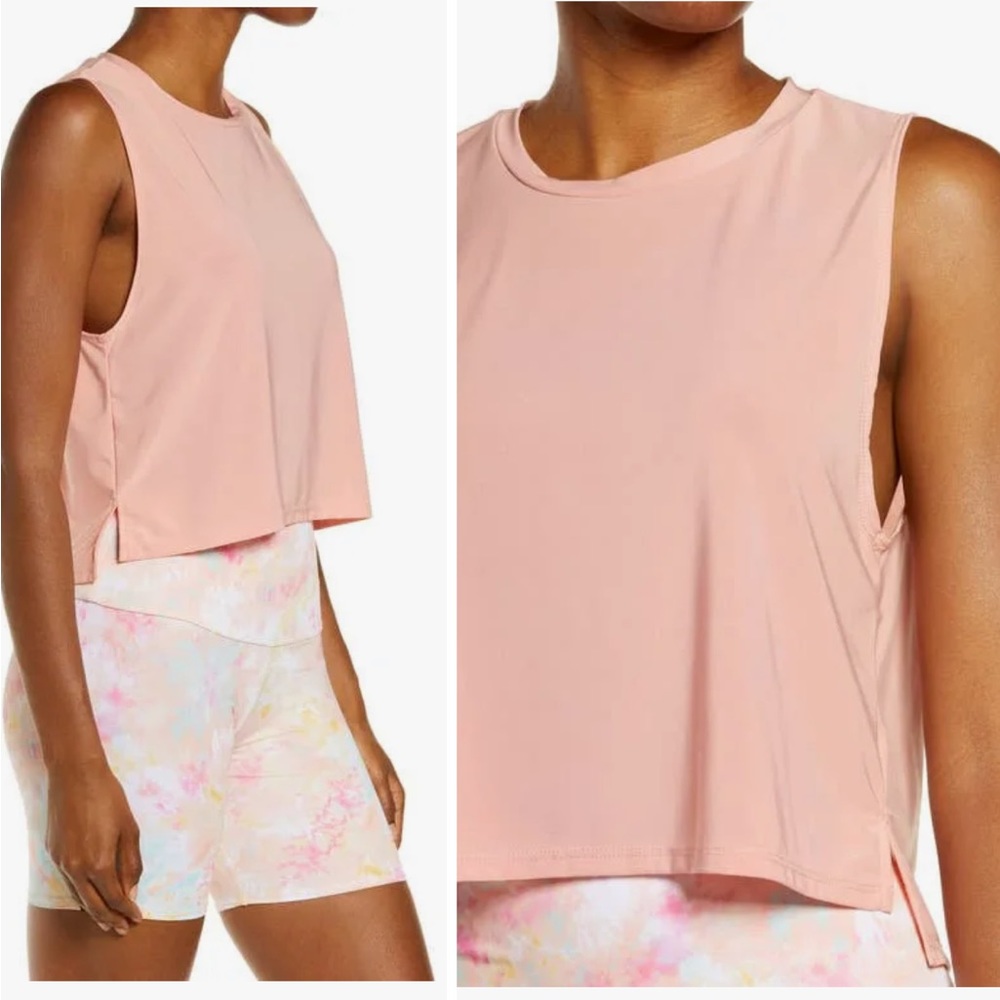 Tempo Tank Top - Picture 2 of 9